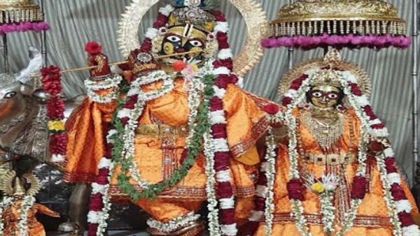 Preparations for Shri Krishna Janmashtami festival in Govind Dev Ji temple are in the final stage