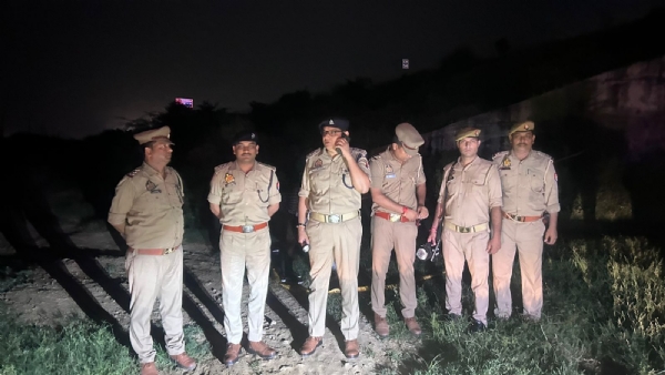 मौके पर पुलिस टीम