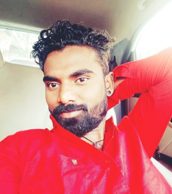 मृतक नितिन तांडी।