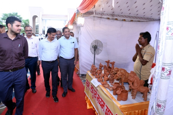 जिला प्रशासन ने किया हर घर तिरंगा कार्यक्रम के अंतर्गत तिरंगा महोत्सव का आयोजन*