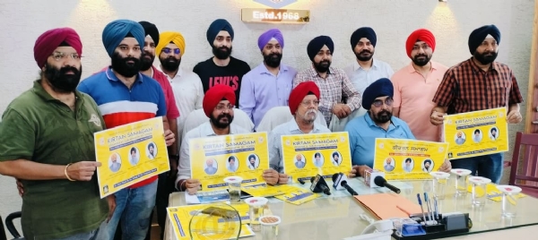 संवाददाता सम्मेलन में जीते समिति के पदाधिकारी सदस्यगण
