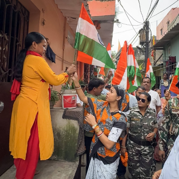 विधायक पूर्णिमा साहू तिरंगा पार्टी