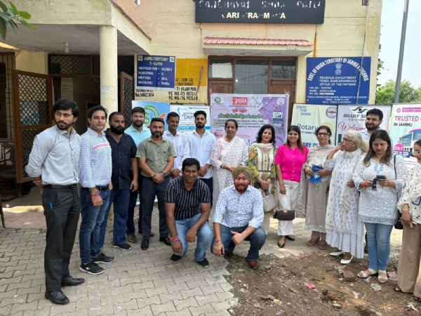 आयोजित किया निःशुल्क डेंटल कैम्प, 120 लोगों ने लिया लाभ