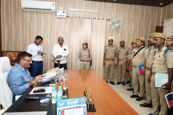 अपर पुलिस आयुक्त की बैठक