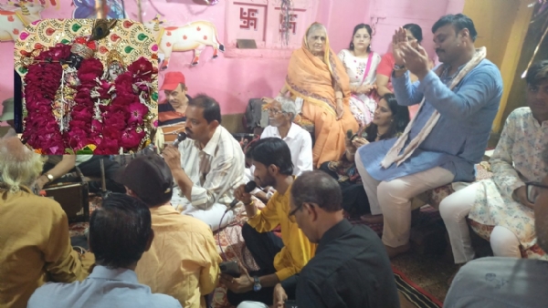 संस्कारधानी में मध्य रात्रि से श्रीकृष्ण जन्मोत्सव की मची धूम सुबह तक रही