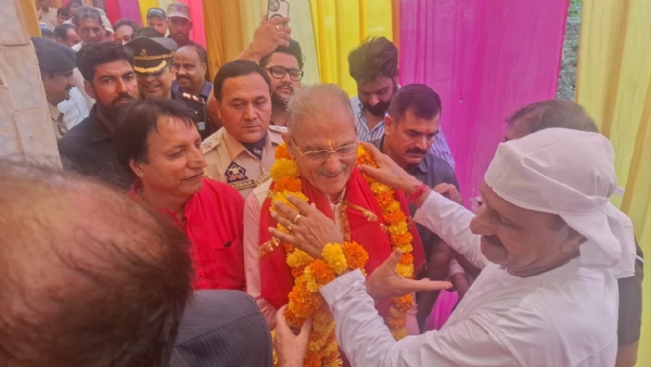 उपराज्यपाल कविंदर गुप्ता ने सांबा स्थित राजा मंडलीक जी के देवस्थान पर मत्था टेका