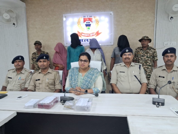 गिरफ्तार आरोपी