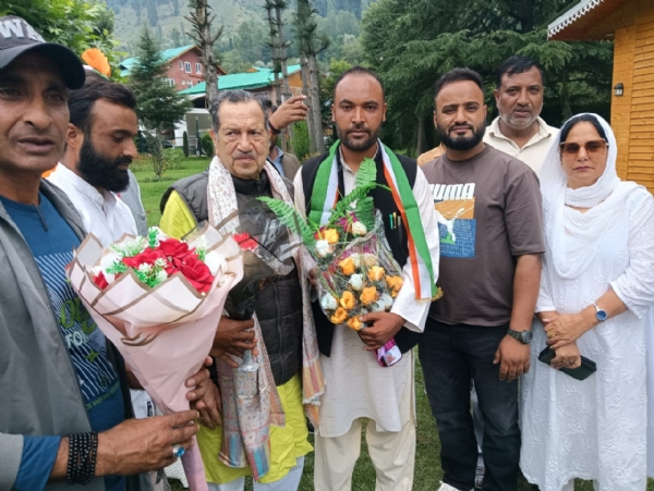 भारत तिब्बत सहयोग मंच की कश्मीर टीम ने पहलगाम में डॉ. इंद्रेश कुमार से की मुलाकात