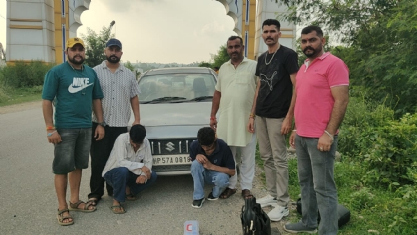 चिट्टे के साथ गिरफ्तार आरोपी युवक।