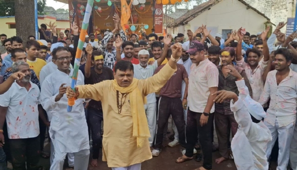 दमोह जेल में जय कन्हैया लाल की कारागार के ताले टूटे पहरेदार बेहोश