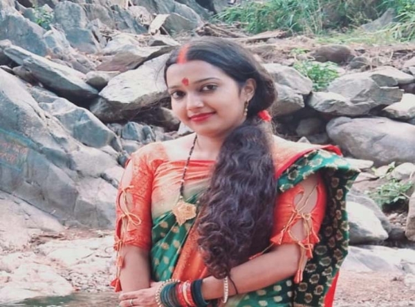 सुबह नदी में कूदी महिला स्वाति त्रिवेदी (27)