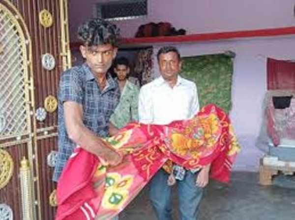 हॉस्टल में  छात्र की संदिग्ध परिस्थितयों में मौत