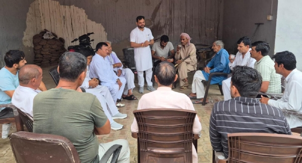 गांव नूना माजरा में नुक्कड़ सभा को संबोधित करते भूपेंद्र नफे सिंह राठी।