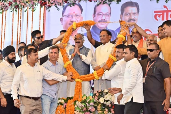 मुख्यमंत्री साय भिलाई में नपा निगम क्षेत्र के लिए विकास कार्यों के लोकार्पण और शिलान्यास समारोह में