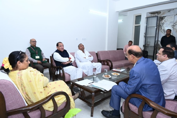 विधानसभा अध्यक्ष की मौजूदगी में  दलीय बैठक।