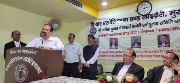 एल्डर्स कमेटी के द्वारा नवनिर्वाचित कार्यकारिणी को प्रमाण पत्र वितरित किए जाने के बाद संबोधित करते निर्वाचित अध्यक्ष आनंद मोहन गुप्ता।