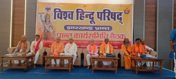 कार्यशाला में शामिल लोग