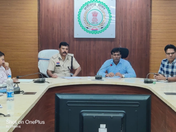 कानून व्यवस्था व अभियोजन कार्यों की समीक्षा, गणेश पूजा के दौरान कानून व्यवस्था के लेकर हुई चर्चा