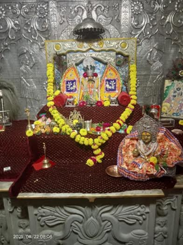 भगवान लक्ष्मीनारायण मंदिर की दानपेटी में से निकले 9 लाख 97 हजार रू. सहित विदेशी करेंसी