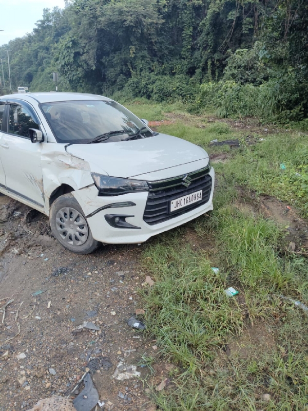 क्षतिग्रस्त कार