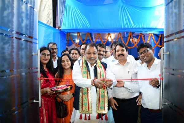 उद्घाटन करते परिवहन मंत्री