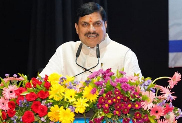 जबलपुर में मेडिकल कालेज के लोकार्पण कार्यक्रम को संबोधित करते हुए मुख्यमंत्री