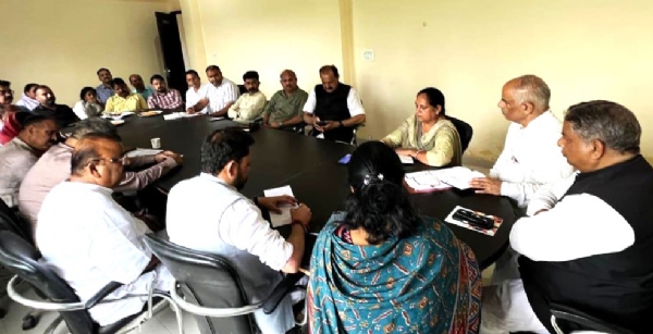 जम्मू-कश्मीर भाजपा ने सांबा, कठुआ और राजौरी में बैठकें कीं, संगठनात्मक मजबूती और सेवाभाव पर ज़ोर दिया