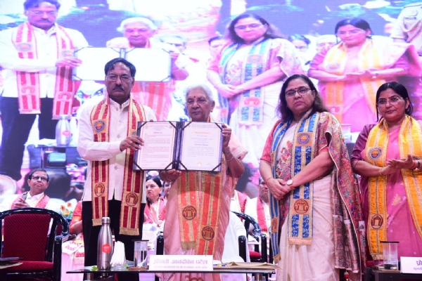 रचनात्मकता और शोध का संगम – गोरखपुर विश्वविद्यालय की विज्ञान प्रदर्शनी