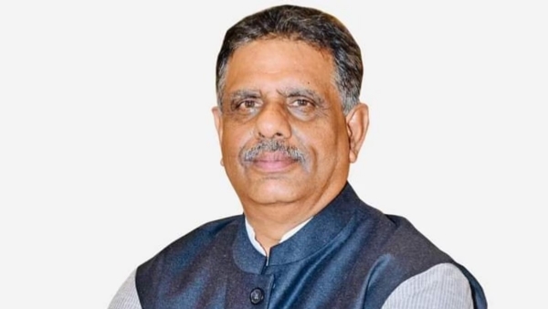 चिकित्सा मंत्री
