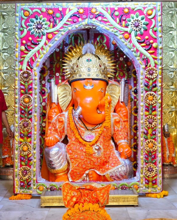मोती डूंगरी गणेश मंदिर गणेश जन्मोत्सव
