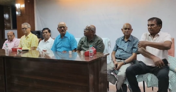 डॉक्टरों की बैठक