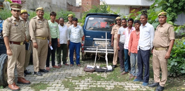 गिरफ्तार अभियुक्त