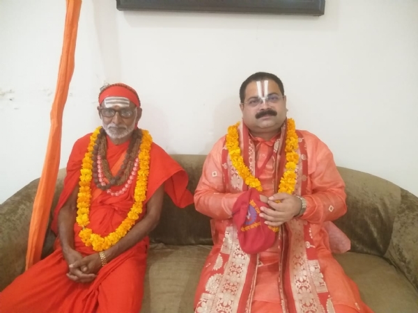 पत्रकार वार्ता में डॉ. पुंडरीक शास्त्री