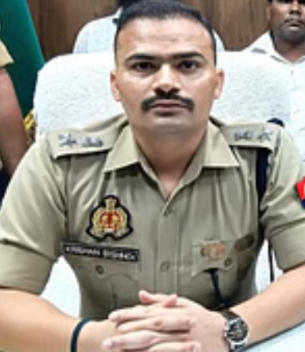 पुलिस अधीक्षक संभल कृष्ण कुमार बिश्नोई ।
