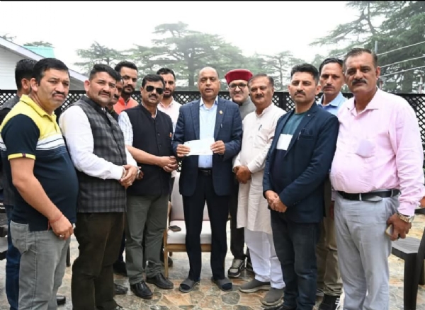 नोहराधार मंडल भाजपा ने मंडी आपदा पीड़ितों के लिए जताया सहयोग, ₹1.05 लाख की धनराशि भेंट