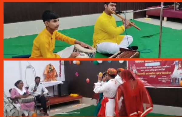 कला का प्रदर्शन करते छात्र