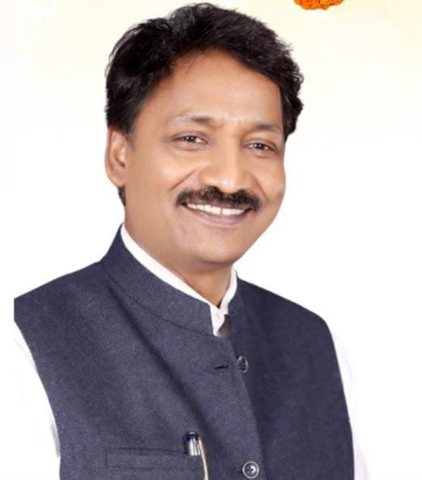 जिला पंचायत अध्यक्ष प्रयागराज कुंवर डॉ.बी.के. सिंह की फोटो