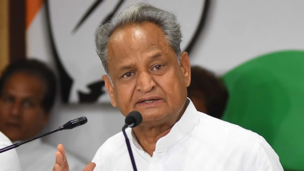 पूर्व सीएम गहलोत फाइल फोटो।
