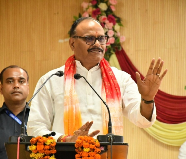 कृषि विश्वविद्यालय में डिप्टी सीएम बृजेश पाठक ने भाजपा कार्यकर्ताओं को किया संबोधित