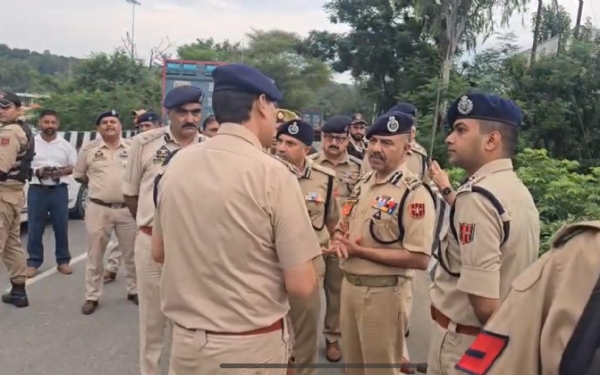 DGP visited Kathua and took stock of the flood affected areas