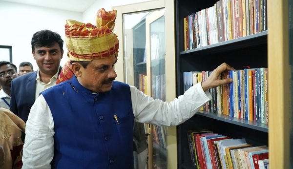 सर्व सुविधा युक्त सेंट्रल ग्रंथालय का शुभारंभ