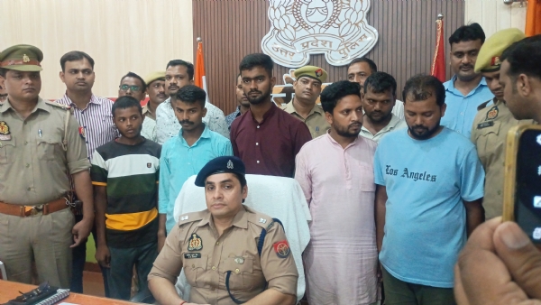 मोबाइल चोरी में गिरफ्तार आरोपी पुलिस अभिरक्षा में
