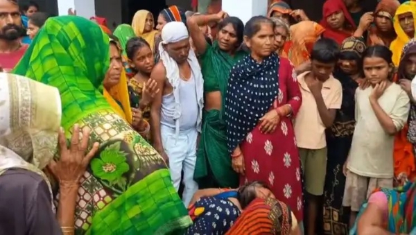 हादसे के बाद बिलखते परिजन