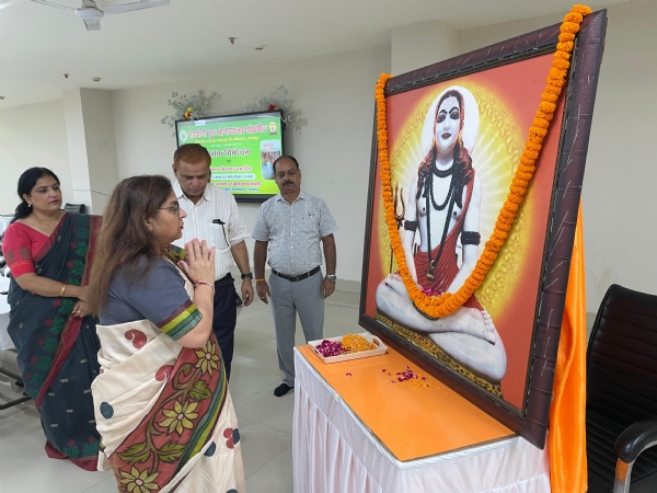*गोरक्षनाथ शोधपीठ में ‘महाकुंभ पर्व 2025’ पुस्तक का भव्य विमोचन*