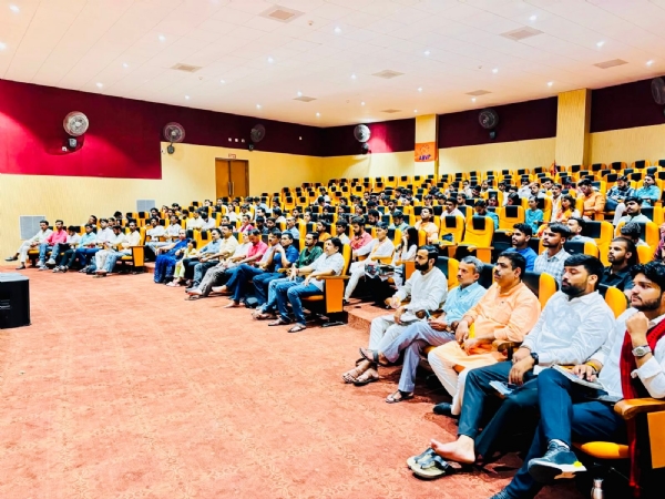 व्यक्ति निर्माण से राष्ट्र निर्माण का व्यापक विचार है अभाविप:- अंकित शुक्ला