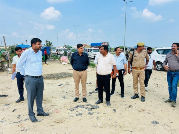 मंडलायुक्त ने ओवर हेड टैंक के स्ट्रेक्चर को जाँच कराने का दिया निर्देश*