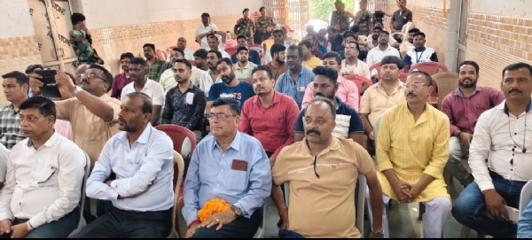 केंद्रीय दुर्गा पूजा समिति की बैठक में उठे शहर के ज्वलंत मुद्दे, मंत्री दीपक बिरुवा ने समाधान का दिया आश्वासन