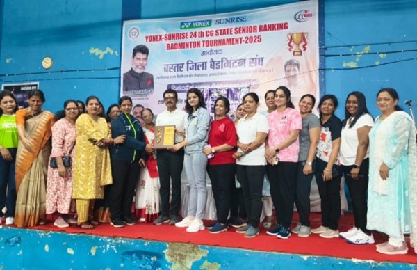 बैडमिंटन प्रतियाेगिता का आयोजन
