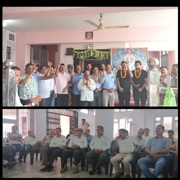 The executive committee of Tehsil Vishwakarma Sabha was formed unanimously