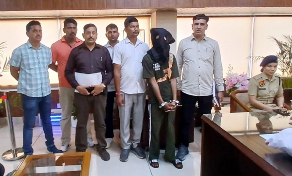 फतेहाबाद। पुलिस गिरफ्त में 5 करोड़ की हेरोइन सहित पकड़ा गया युवक।